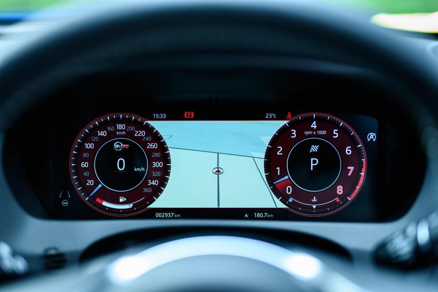Панель приборов Jaguar F-Pace SVR 2019 года  (JP) (фото 19 из 20)